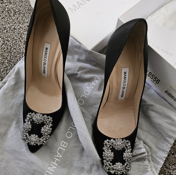 Manolo Blahnik Hangisi 105mm Black - Picture 5 of 5